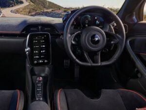 McLaren Artura 2022