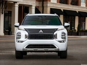 Mitsubishi Outlander 2022