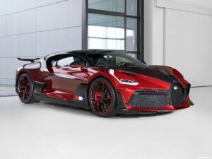 Bugatti Divo Lady Bug 2020