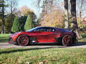 Bugatti Divo Lady Bug 2020