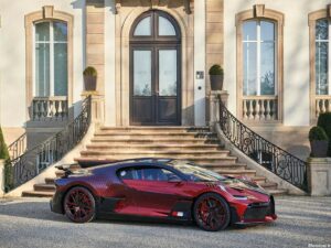 Bugatti Divo Lady Bug 2020