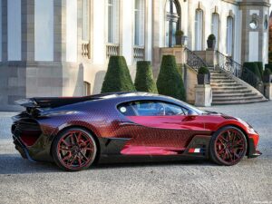 Bugatti Divo Lady Bug 2020