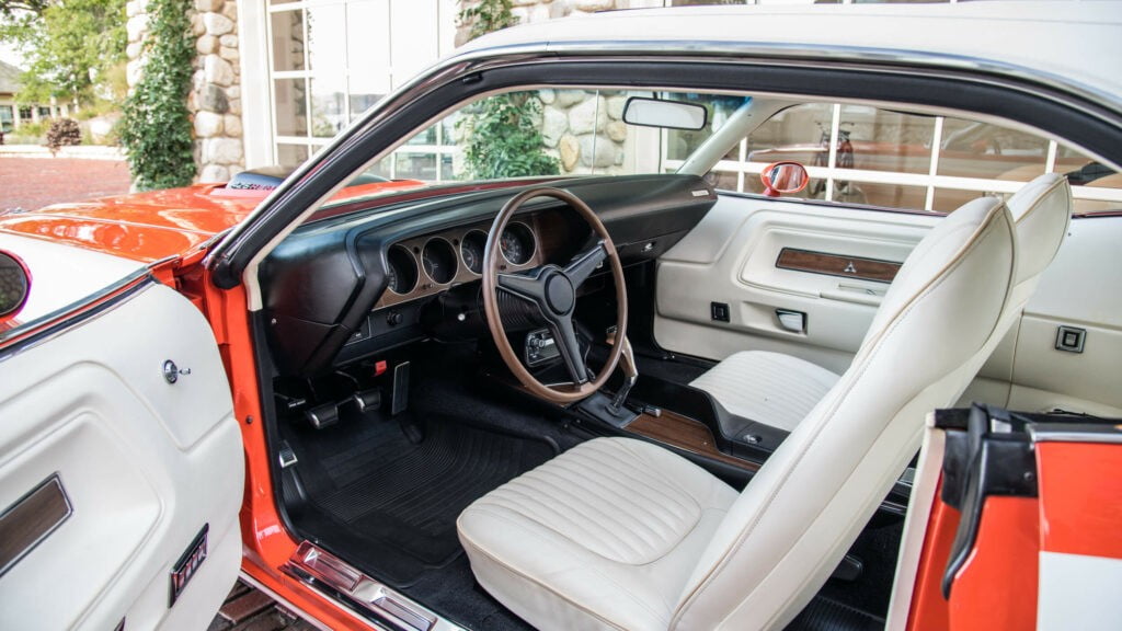 Dodge Hemi Challenger RT 1971