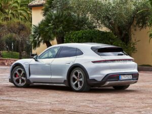 Porsche Taycan 4S Cross Turismo 2022