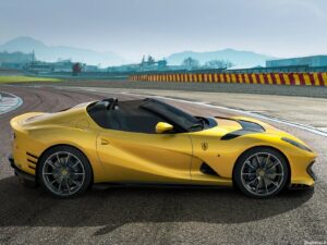 Ferrari 812 Competizione A 2021