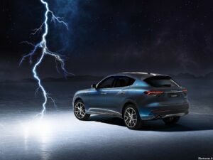 Maserati Levante hybrid 2021