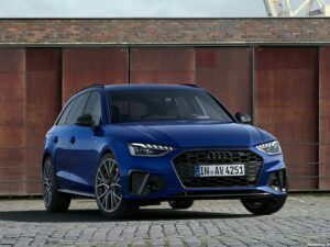 Audi A4 Avant S Line Competition Plus 2022