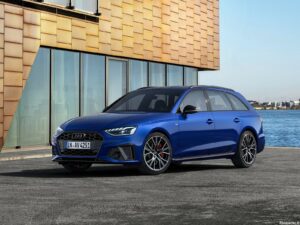 Audi A4 Avant S Line Competition Plus 2022