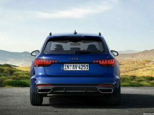 Audi A4 Avant S Line Competition Plus 2022