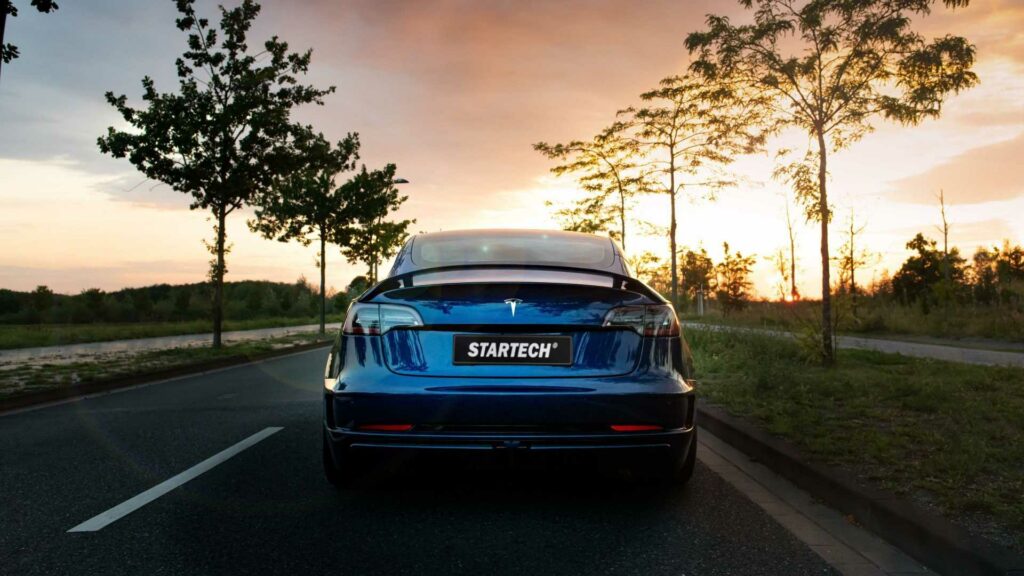 Tesla Model 3 Startech 2020