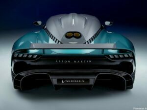 Aston Martin Valhalla 2022