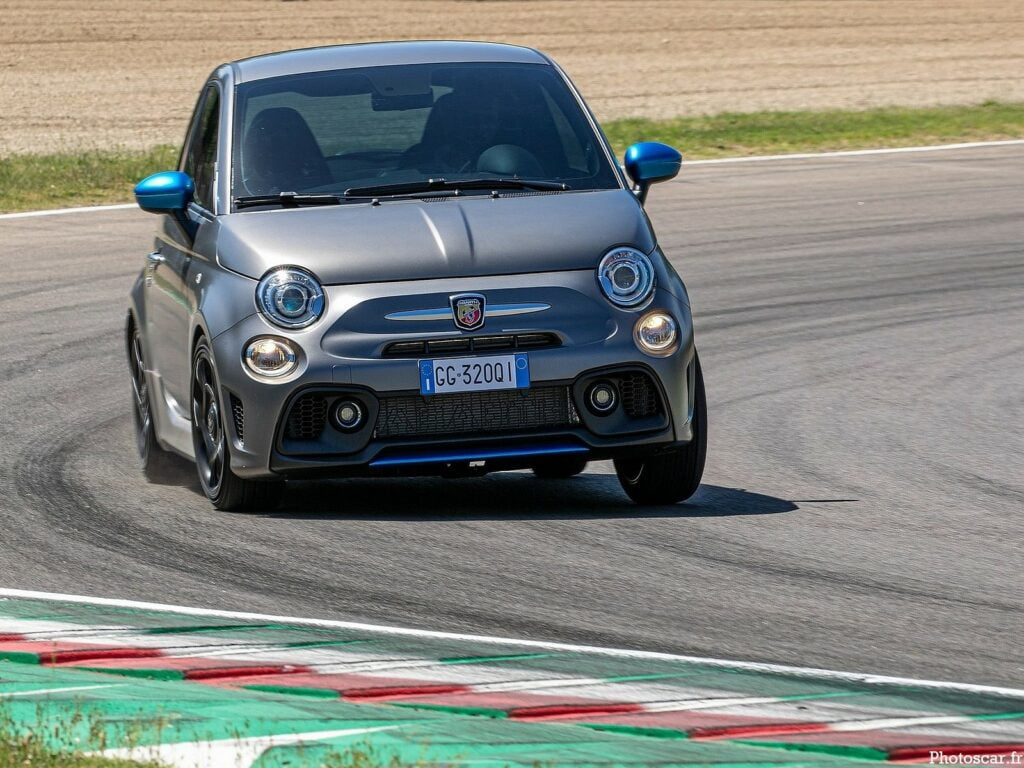 Fiat F595 Abarth 2022