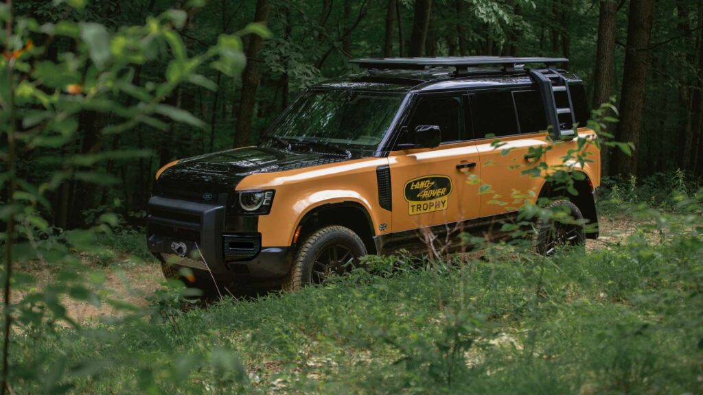 Land Rover Defender Trophy Edition 2022