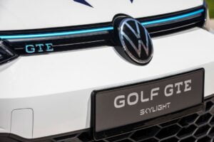 Volkswagen Golf GTE Skylight 2021
