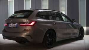 BMW 320e Touring 2021