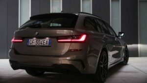 BMW 320e Touring 2021