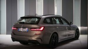 BMW 320e Touring 2021