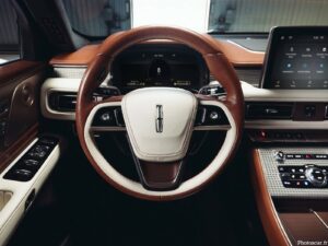 Lincoln Aviator Shinola Concept 2021