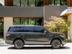 Lincoln Navigator 2022