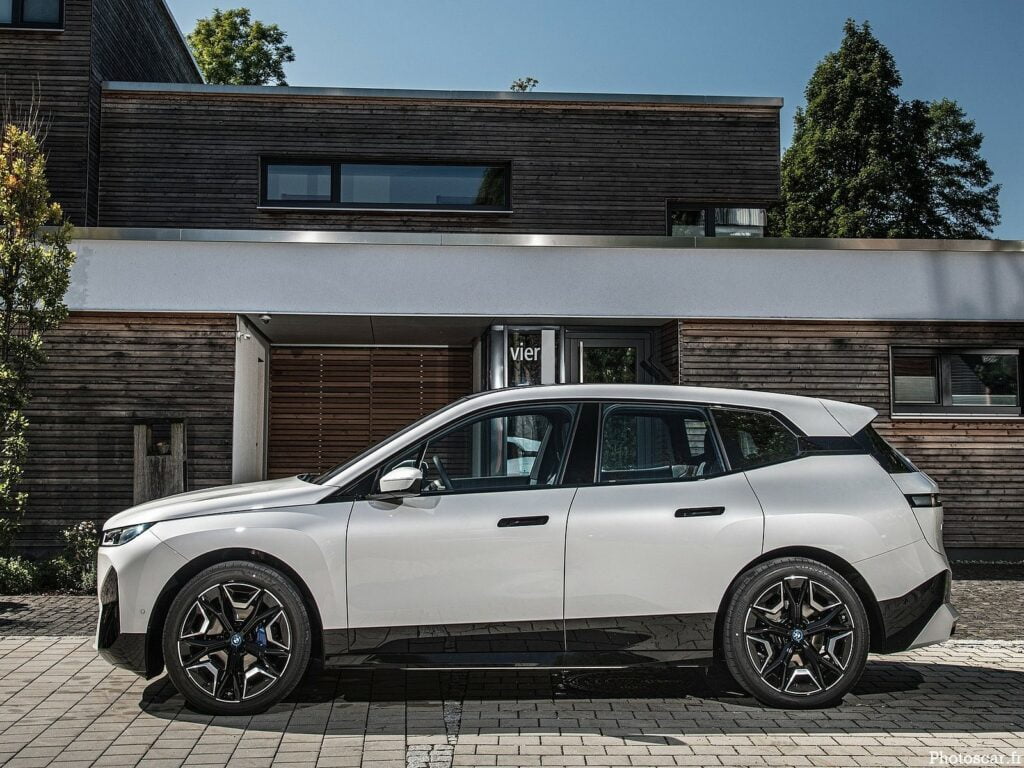 BMW iX xDrive50 2022