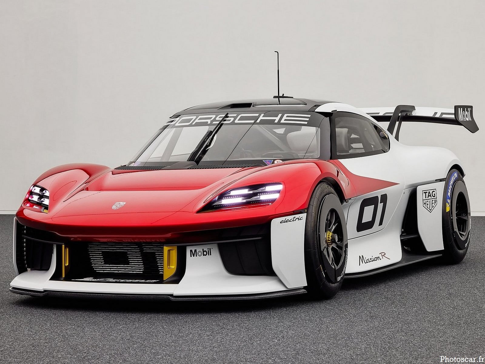 Porsche Mission R Concept 2021