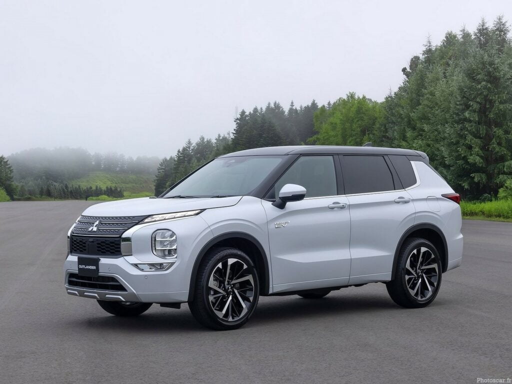 Mitsubishi Outlander PHEV 2022