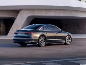Audi A8 L 2022