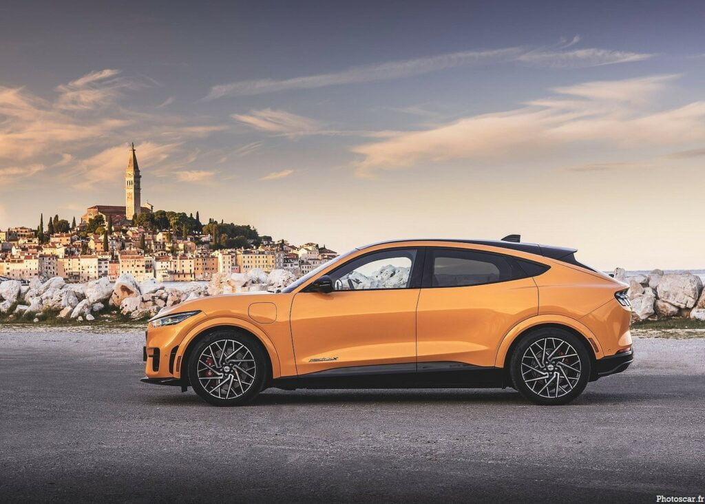 Ford Mustang Mach E GT 2021