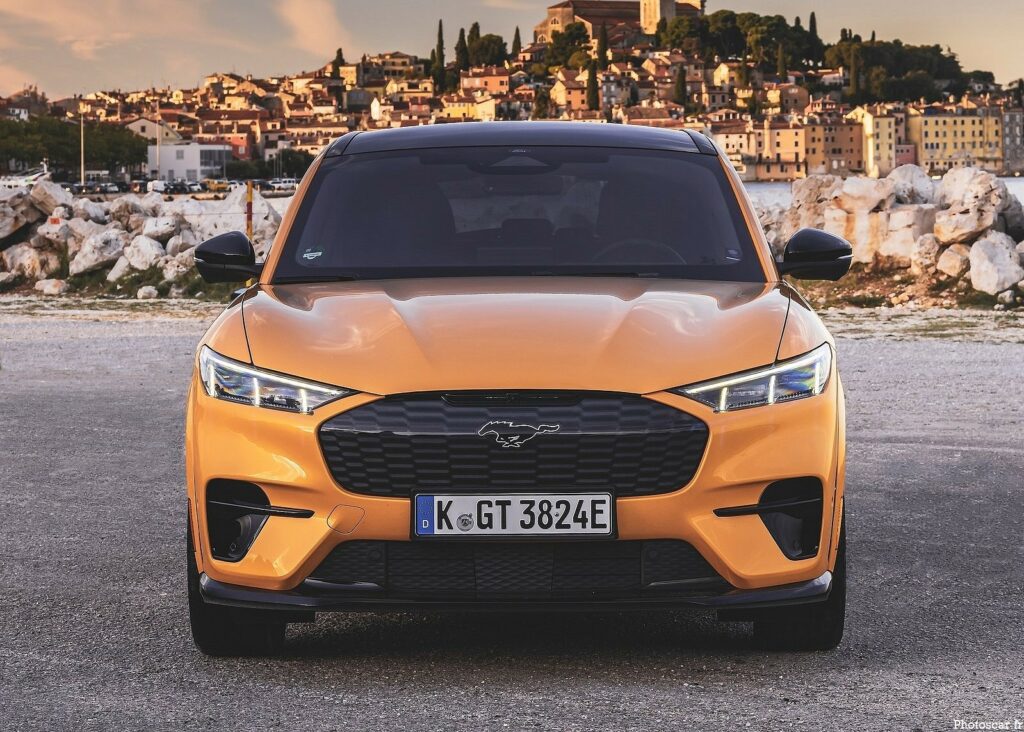 Ford Mustang Mach E GT 2021
