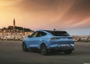 Ford Mustang Mach E GT 2021