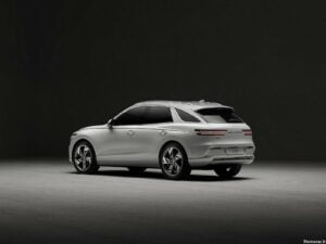 Genesis Electrified GV70 2023
