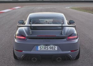 Porsche 718 Cayman GT4 RS 2022