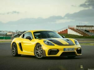 Porsche 718 Cayman GT4 RS 2022