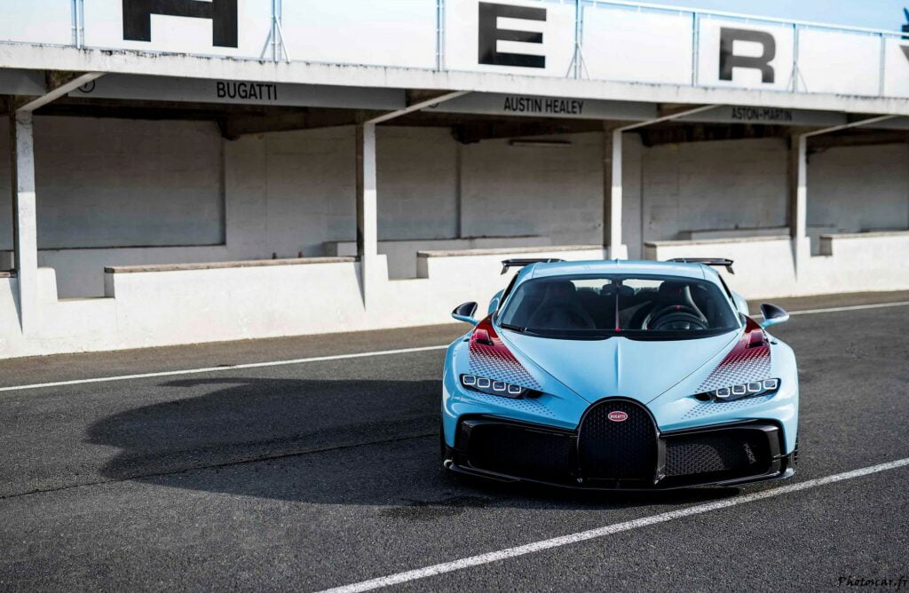 2021 Bugatti Chiron Pur Sport Grand Prix