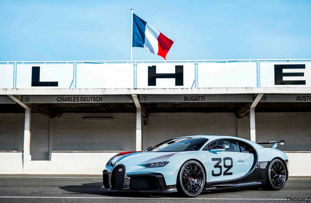 2021 Bugatti Chiron Pur Sport Grand Prix