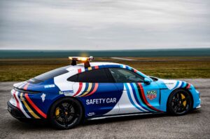 2022 Porsche Taycan Turbo S Safety-Car
