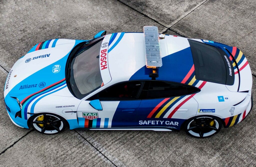 2022 Porsche Taycan Turbo S Safety-Car