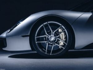 2024 Gordon Murray T33