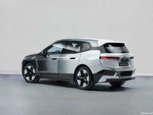 BMW iX Flow Concept 2022
