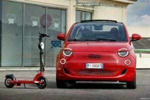 Fiat 500 Red 2023