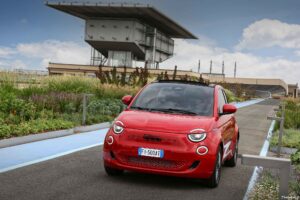 Fiat 500 Red 2023