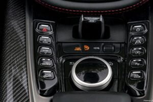 2021 DMC Aston Martin DBX Fuerte
