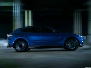 Aston Martin DBX707 2022