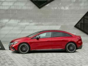 Mercedes AMG EQE 43 2023