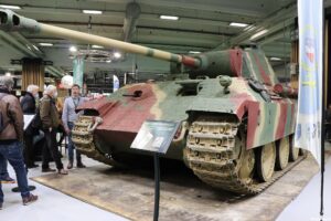 Char Panther - Rétromobile 2022