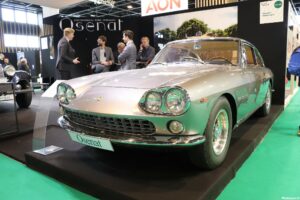 Ferrari 330 GT
