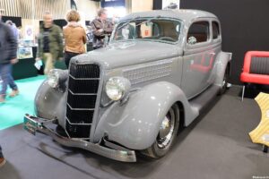 Ford V8