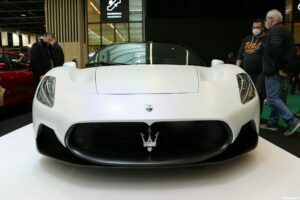 Maserati MC20