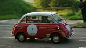 Tour Auto 2022 - BMW Isetta 600 1957