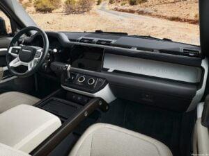 Land Rover Defender 130 2023